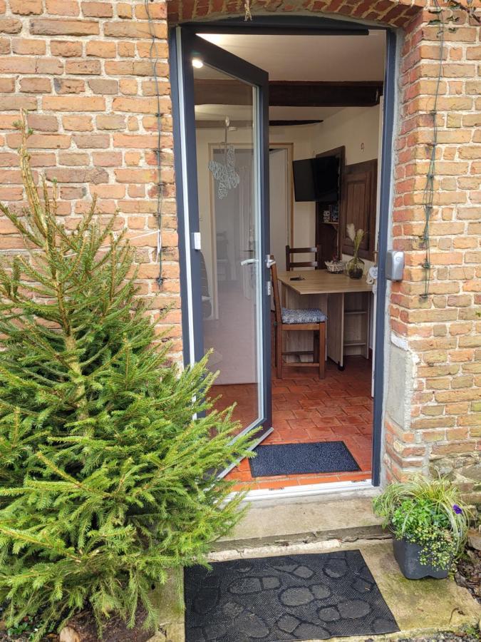 Studio Bienvenue Du Cote De Chez Nous Avec Jardin Privatif Wignehies Luaran gambar