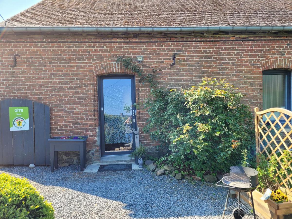 Studio Bienvenue Du Cote De Chez Nous Avec Jardin Privatif Wignehies Luaran gambar