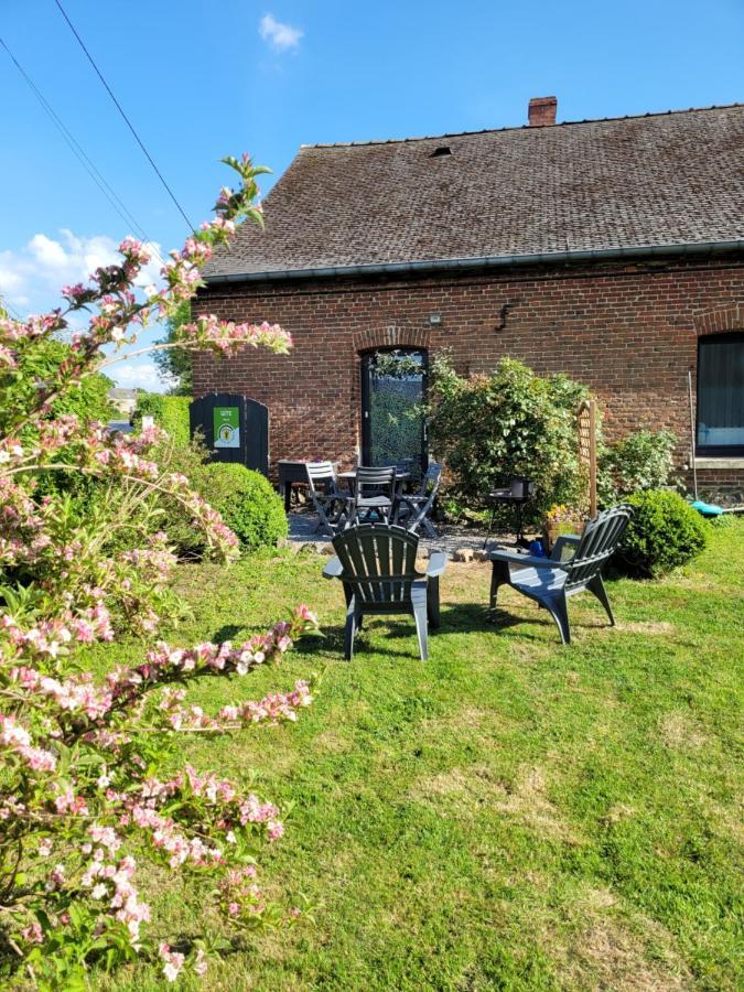 Studio Bienvenue Du Cote De Chez Nous Avec Jardin Privatif Wignehies Luaran gambar