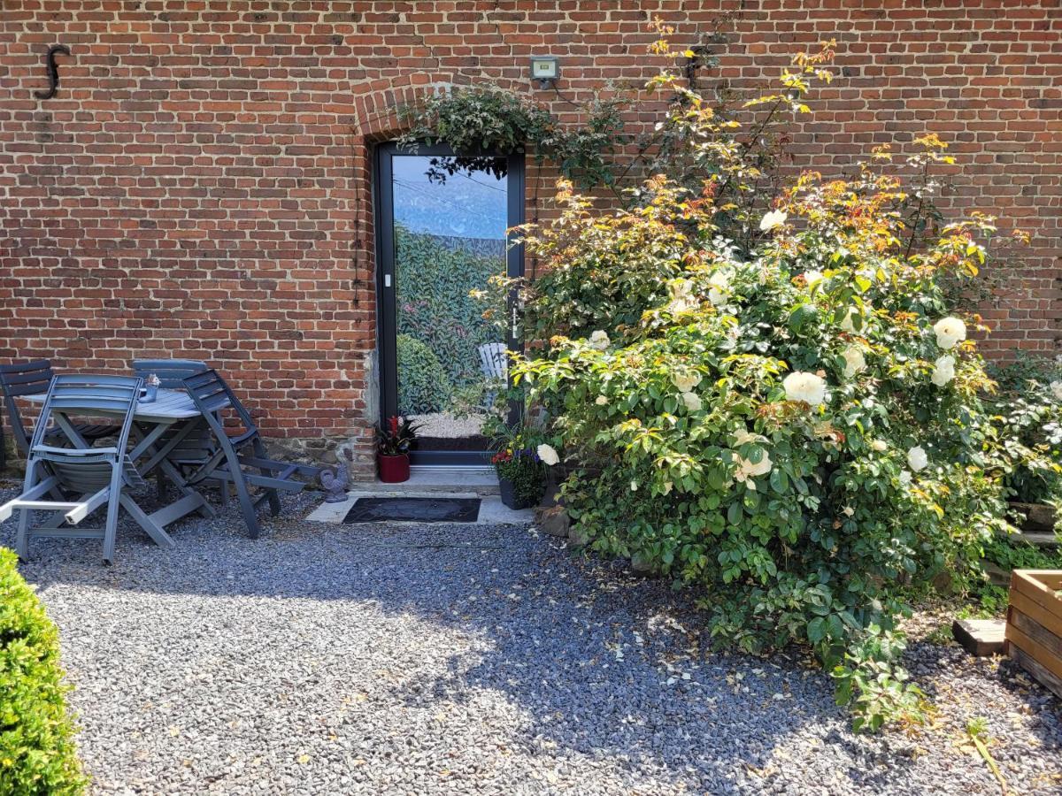 Studio Bienvenue Du Cote De Chez Nous Avec Jardin Privatif Wignehies Luaran gambar