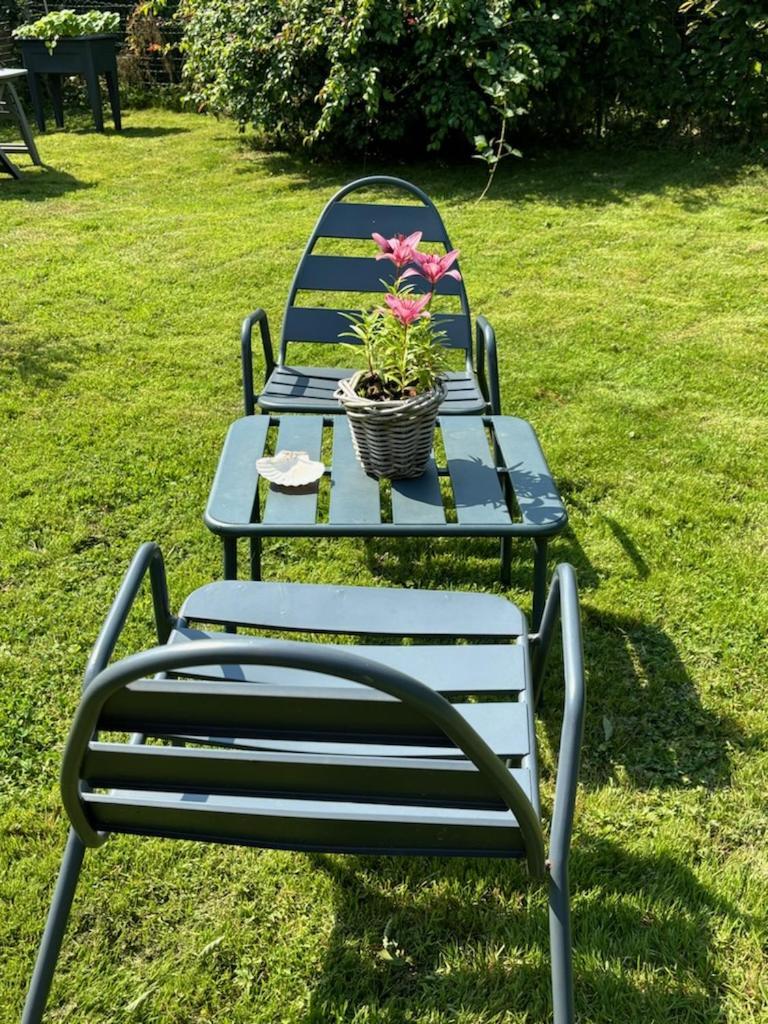 Studio Bienvenue Du Cote De Chez Nous Avec Jardin Privatif Wignehies Luaran gambar